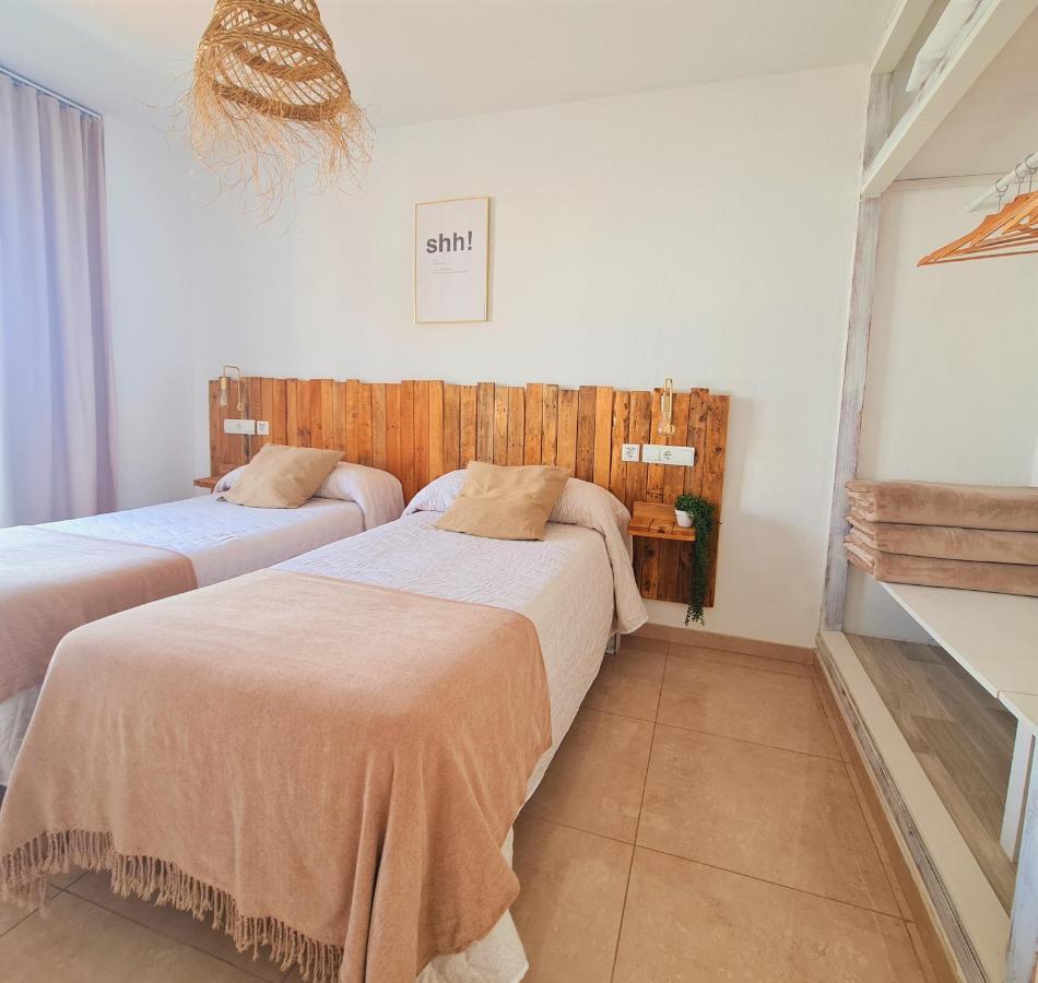 Tabbu Ibiza Apartments Playa d'en Bossa Exterior foto